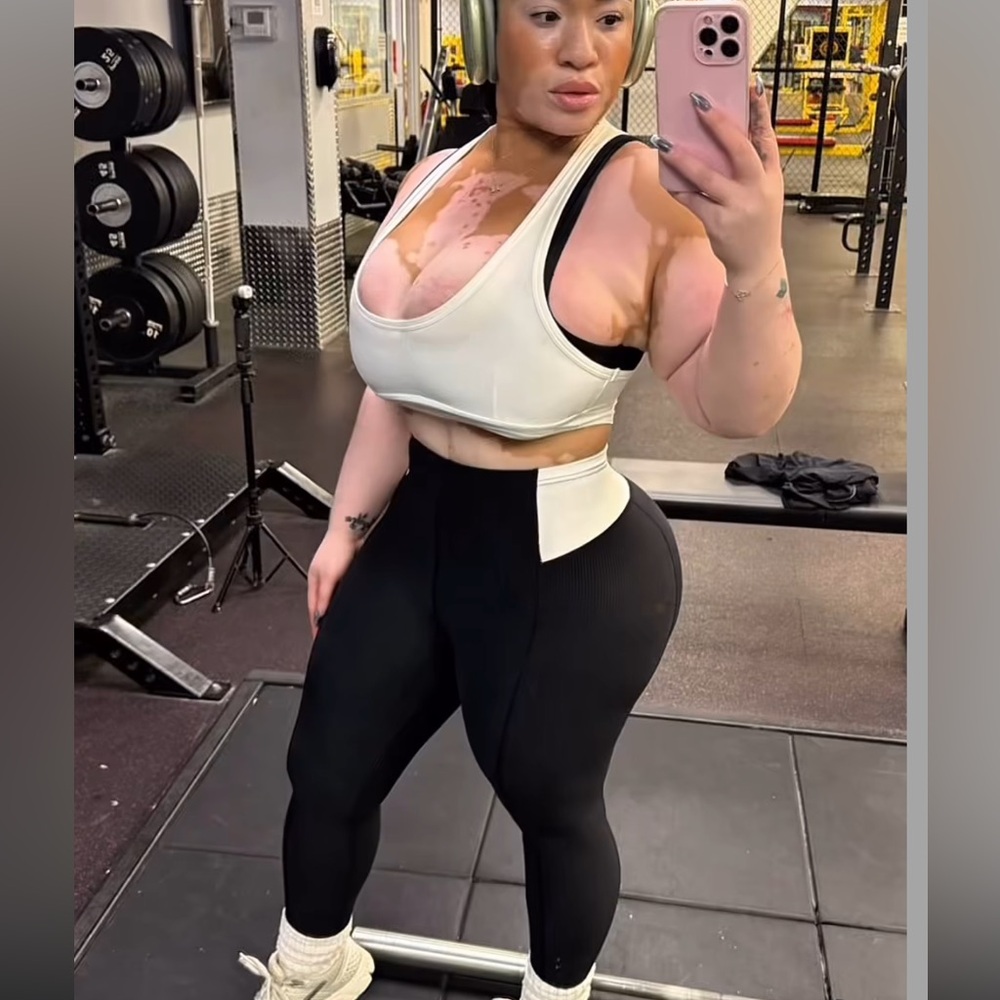 Black & White Women's workout set